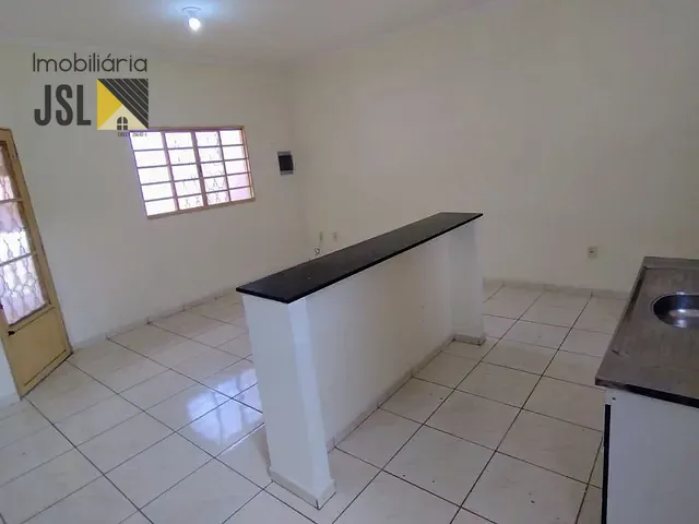 Casa com 125m² 3 quartos e 2 banheiros, à venda, no bairro Village das Flores em Caçapava
