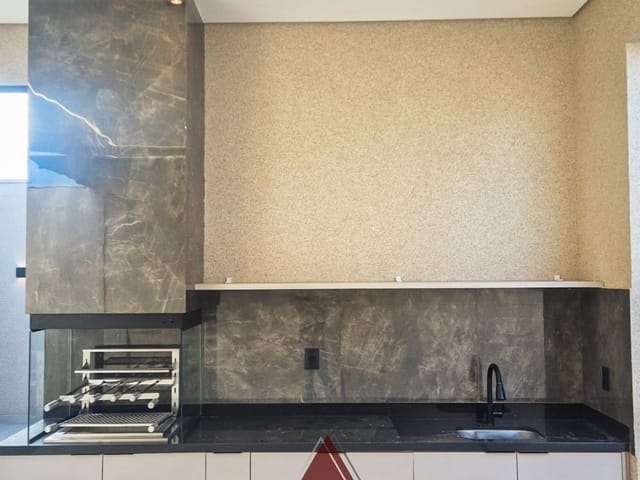 Casa com 210m² 3 quartos e 2 banheiros, à venda, no bairro Jardim Zelinda em Franca
