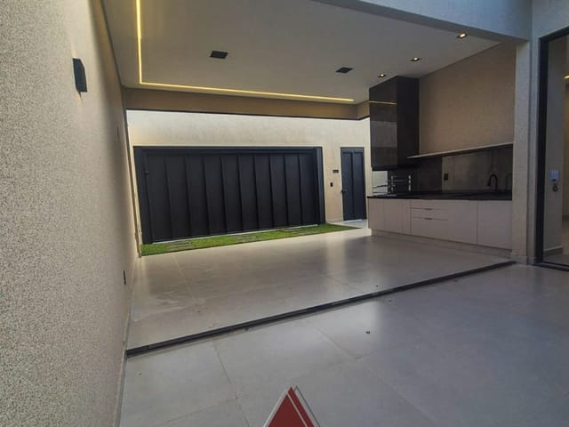 Casa com 210m² 3 quartos e 2 banheiros, à venda, no bairro Jardim Zelinda em Franca