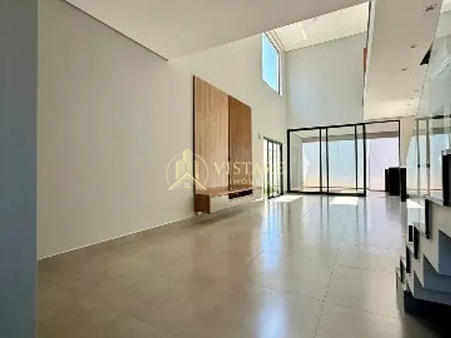 Casa com 341m² 4 quartos e 3 banheiros, para alugar, no bairro Monte Alegre em Piracicaba