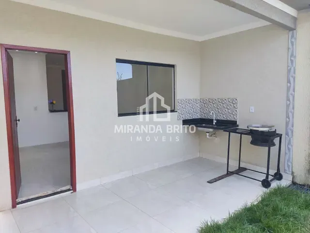 Casa 2 quartos e 2 banheiros, à venda, no bairro Residencial Buena Vista III em Goiânia