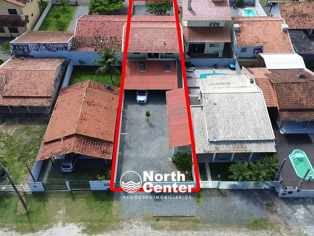 Casa com 534m² 9 quartos e 5 banheiros, à venda, no bairro Salinas em Balneário Barra do Sul