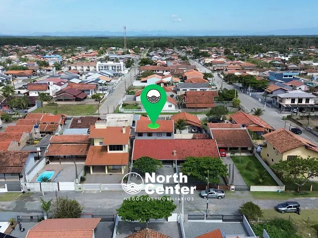 Casa com 534m² 9 quartos e 5 banheiros, à venda, no bairro Salinas em Balneário Barra do Sul
