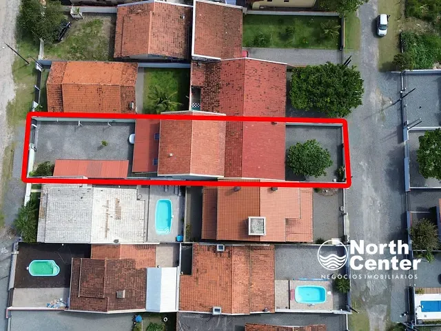 Casa com 534m² 9 quartos e 5 banheiros, à venda, no bairro Salinas em Balneário Barra do Sul