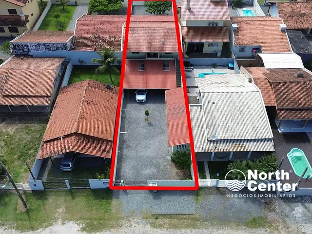 Casa com 534m² 9 quartos e 5 banheiros, à venda, no bairro Salinas em Balneário Barra do Sul