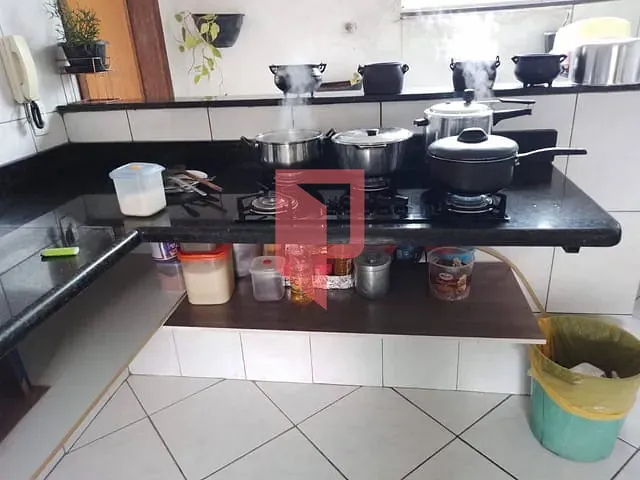 Casa 3 quartos e 2 banheiros, à venda, no bairro Xodó Marize em Belo Horizonte