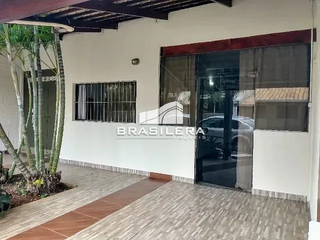 Casa com 187m² 3 quartos e 2 banheiros, à venda, no bairro Sítios Santa Luzia em Aparecida de Goiânia