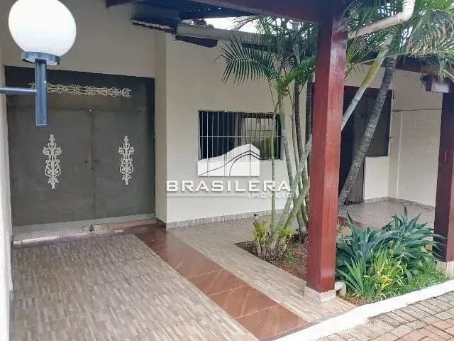 Casa com 187m² 3 quartos e 2 banheiros, à venda, no bairro Sítios Santa Luzia em Aparecida de Goiânia