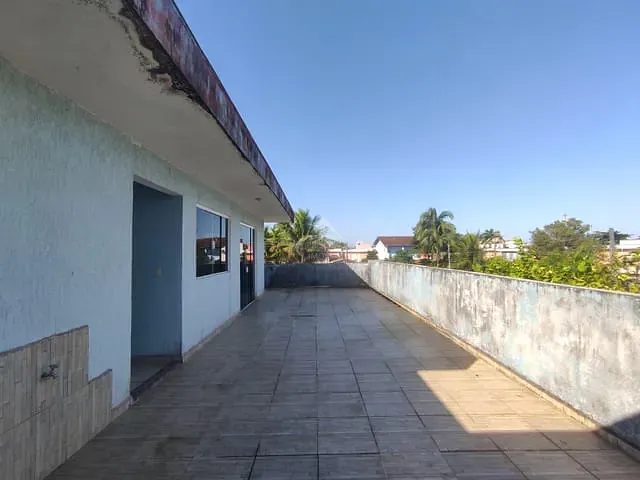 Sobrado com 450m² 4 quartos e 5 banheiros, à venda, no bairro boraceia em Bertioga