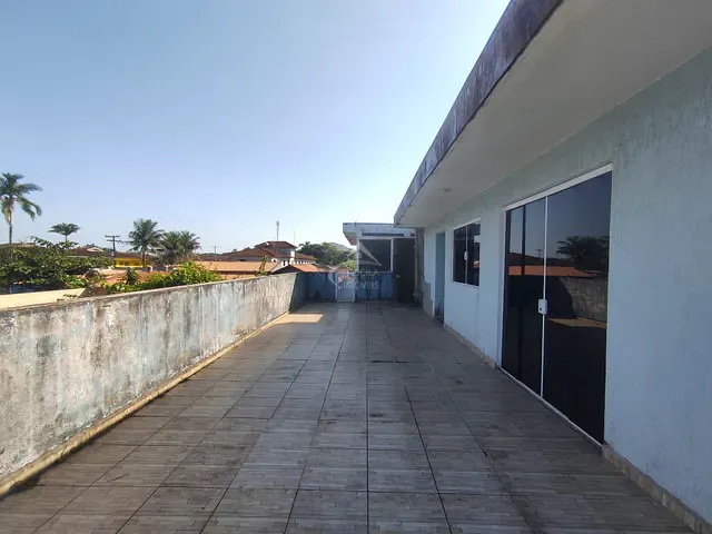 Sobrado com 450m² 4 quartos e 5 banheiros, à venda, no bairro boraceia em Bertioga