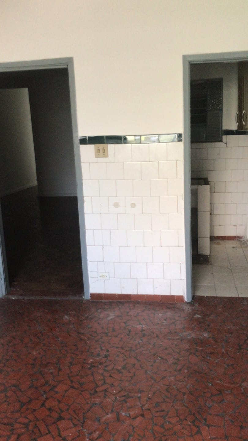 Casa para alugar com 2 quartos, 70m² - Foto 15