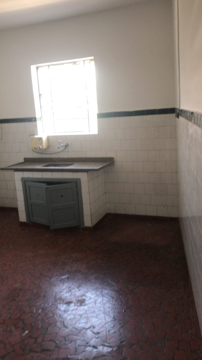 Casa para alugar com 2 quartos, 70m² - Foto 6