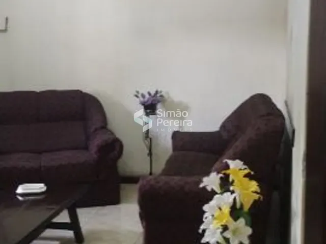 Casa com 280m² 2 quartos e 1 banheiro, à venda, no bairro Centro em Três Rios