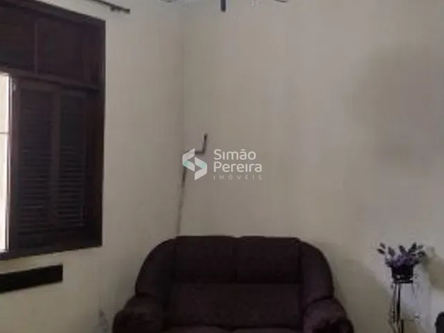 Casa com 280m² 2 quartos e 1 banheiro, à venda, no bairro Centro em Três Rios