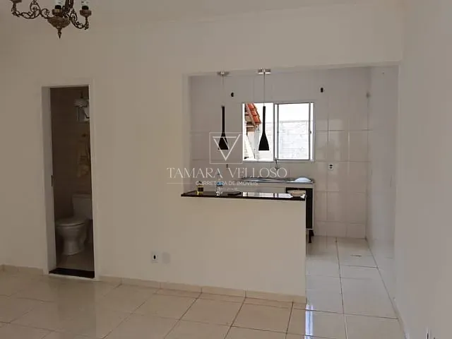 Casa 2 quartos e 2 banheiros, à venda, no bairro Vila São Paulo em Mogi das Cruzes