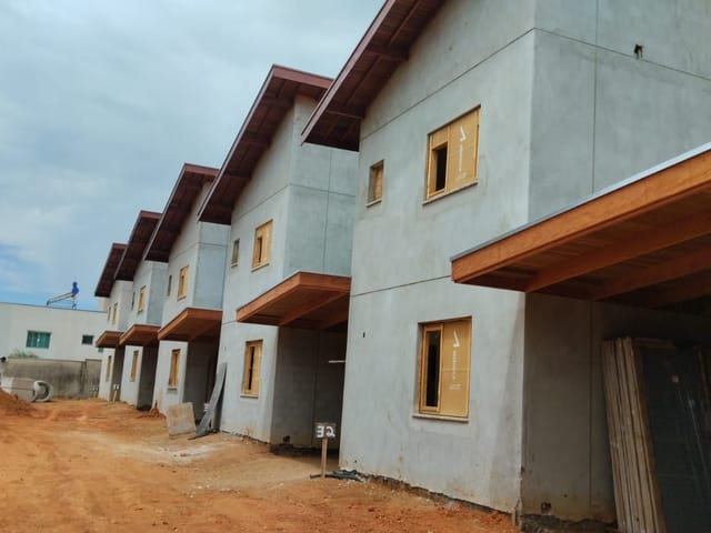 Casa com 154m² 3 quartos e 1 banheiro, à venda, no bairro Parque Primavera em Poços de Caldas