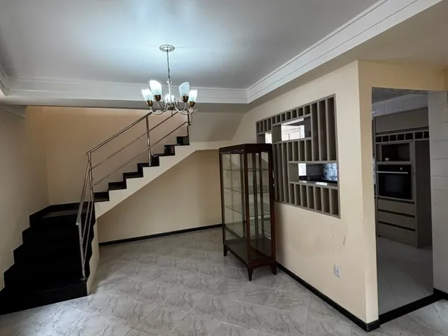 Casa com 168m² 4 quartos e 3 banheiros, à venda, no bairro São Conrado em Aracaju