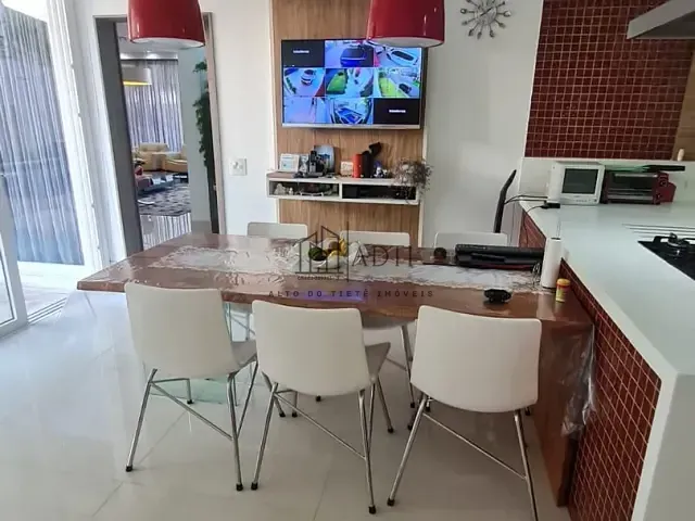 Casa 4 quartos e 7 banheiros, à venda, no bairro Parque Residencial Itapeti em Mogi das Cruzes