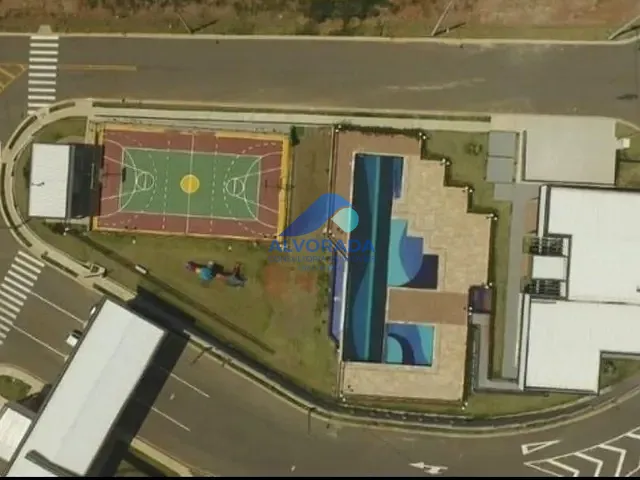 Casa com 256m² 3 quartos e 3 banheiros, à venda, no bairro Parque Residencial Maria Elmira em Caçapava