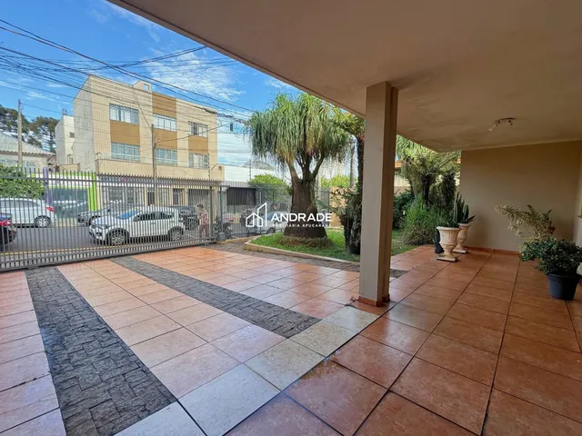 Casa para alugar, no bairro Centro em Apucarana