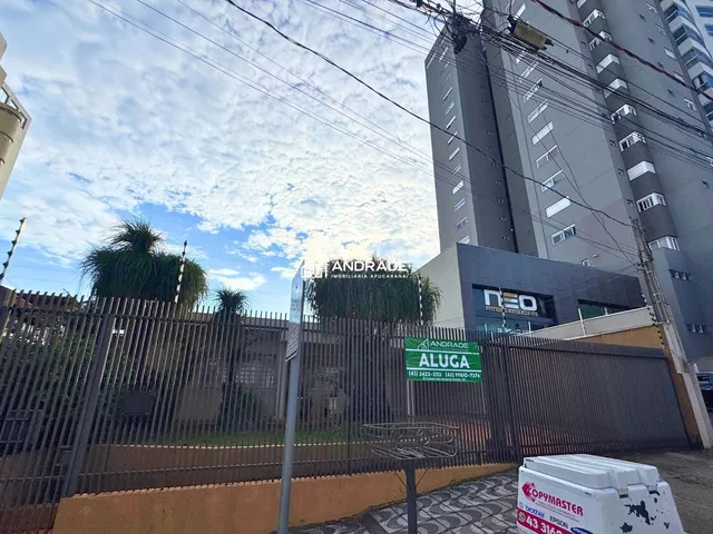Casa para alugar, no bairro Centro em Apucarana