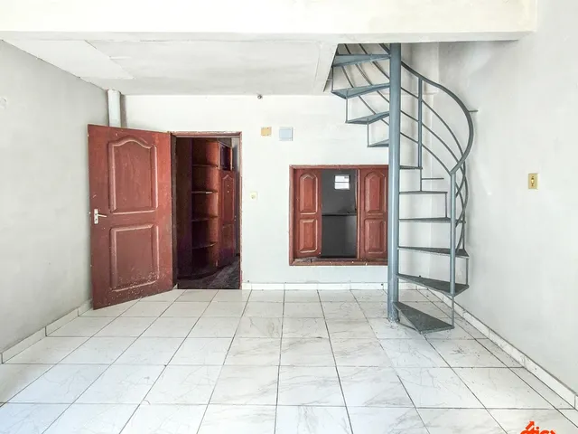 Casa 1 quarto e 1 banheiro, para alugar, no bairro Umarizal em Belém