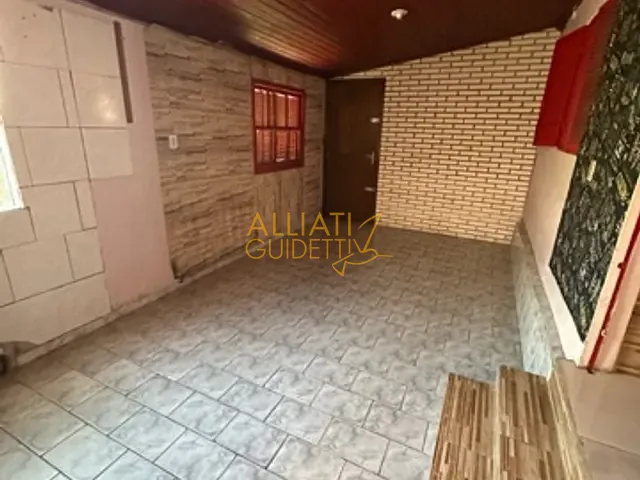 Casa 2 quartos e 1 banheiro, para alugar, no bairro Amaral Ribeiro em Sapiranga