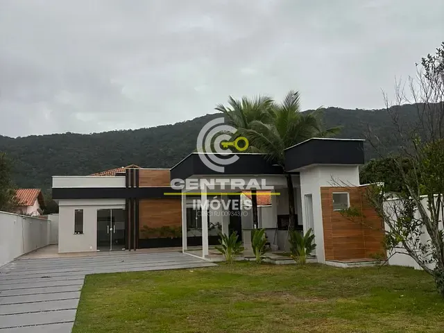 Casa 3 quartos e 2 banheiros, à venda, no bairro Barroco (Itaipuaçu) em Maricá