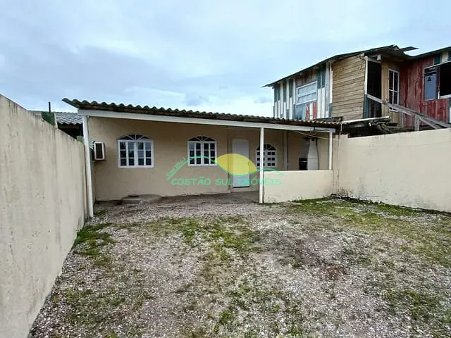Casa com 135m² 2 quartos e 1 banheiro, à venda, no bairro Tapera da Base em Florianópolis