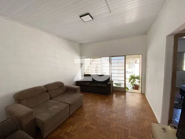 Casa com 482m² 3 quartos e 2 banheiros, à venda, no bairro Vila Souto em Bauru
