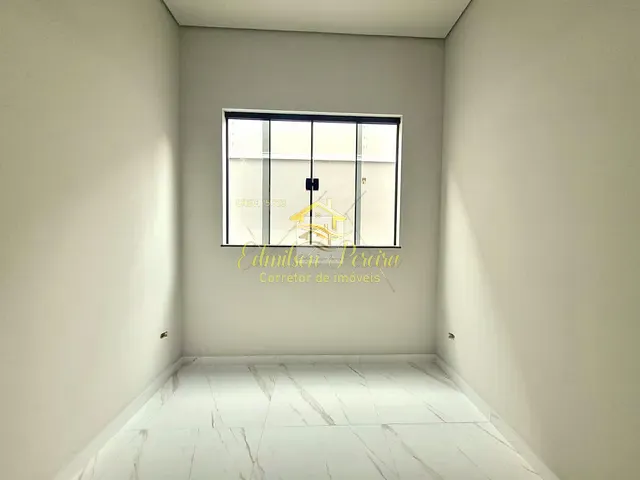 Casa com 200m² 3 quartos e 2 banheiros, à venda, no bairro Jardim Planalto em Londrina