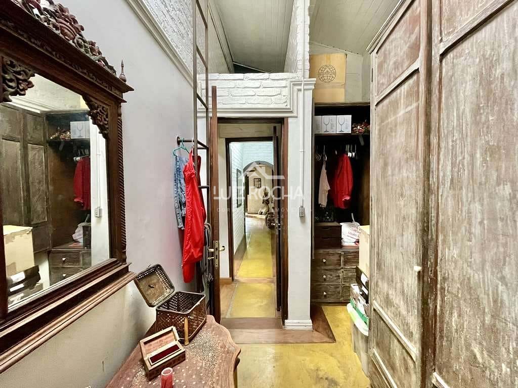 Casa à venda com 3 quartos, 440m² - Foto 27