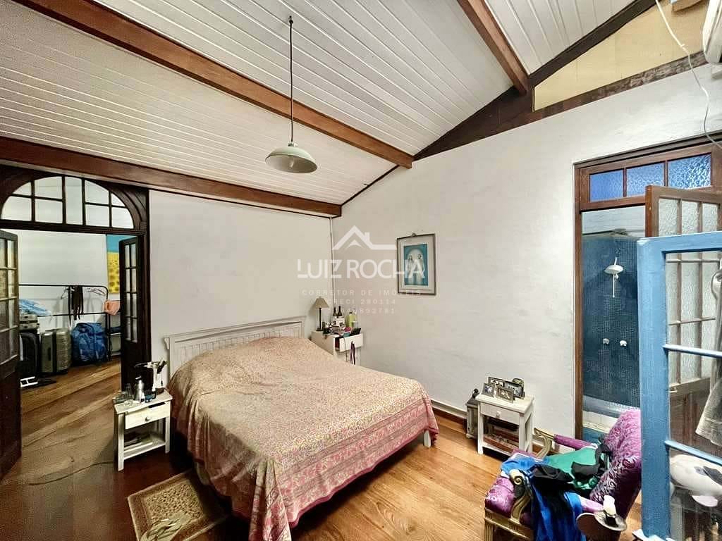 Casa à venda com 3 quartos, 440m² - Foto 29
