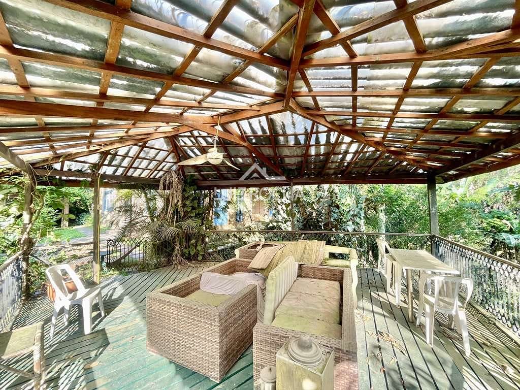 Casa à venda com 3 quartos, 440m² - Foto 47