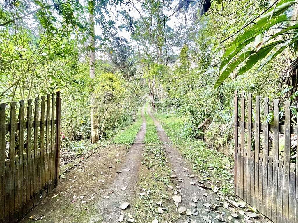 Casa à venda com 3 quartos, 440m² - Foto 4