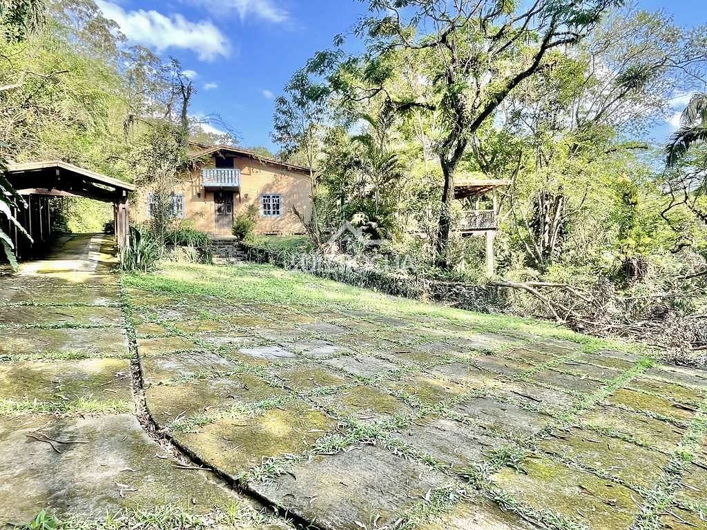 Casa à venda com 3 quartos, 440m² - Foto 7