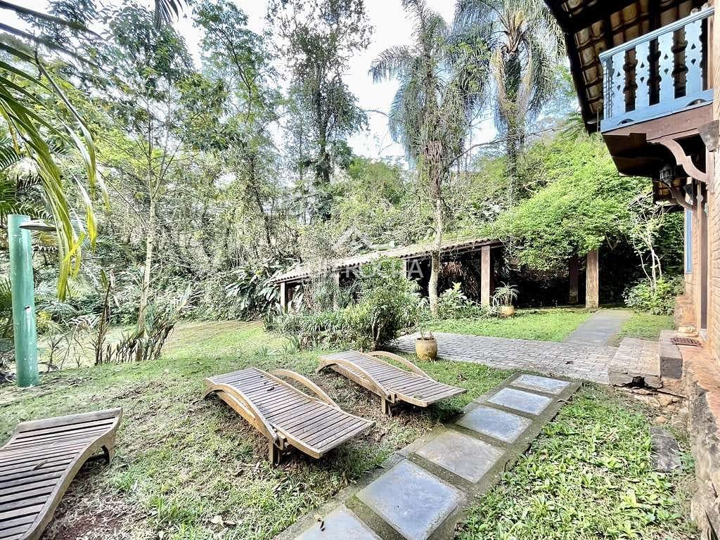 Casa à venda com 3 quartos, 440m² - Foto 10