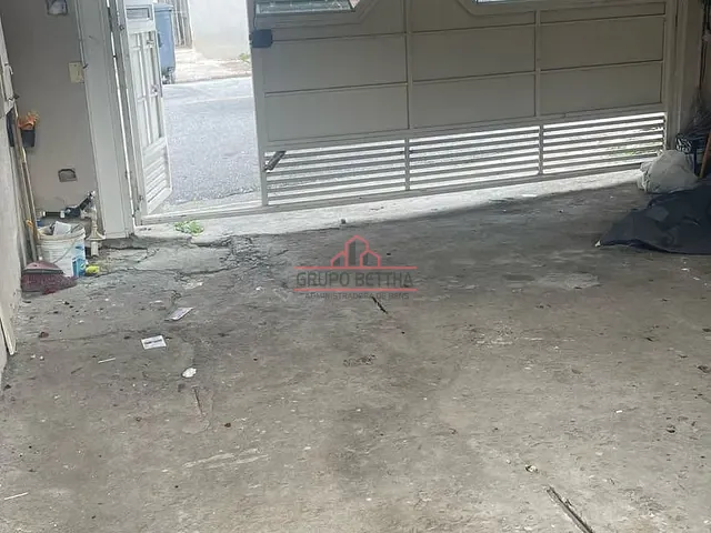 Casa 2 quartos e 2 banheiros, à venda, no bairro Jardim Regina Alice em Barueri