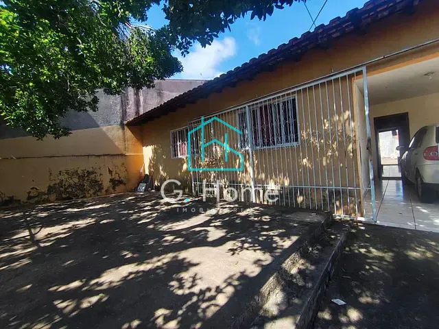 Casa com 300m² 3 quartos e 2 banheiros, à venda, no bairro Maria Lúcia em Londrina