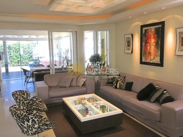 Casa com 450m² 4 quartos e 4 banheiros, para alugar, no bairro Jurerê em Florianópolis