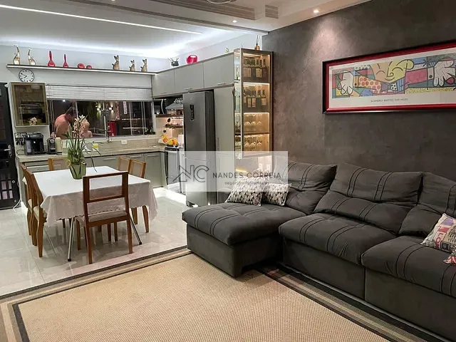 Casa 2 quartos e 3 banheiros, à venda, no bairro Vila Romana em Ibiporã
