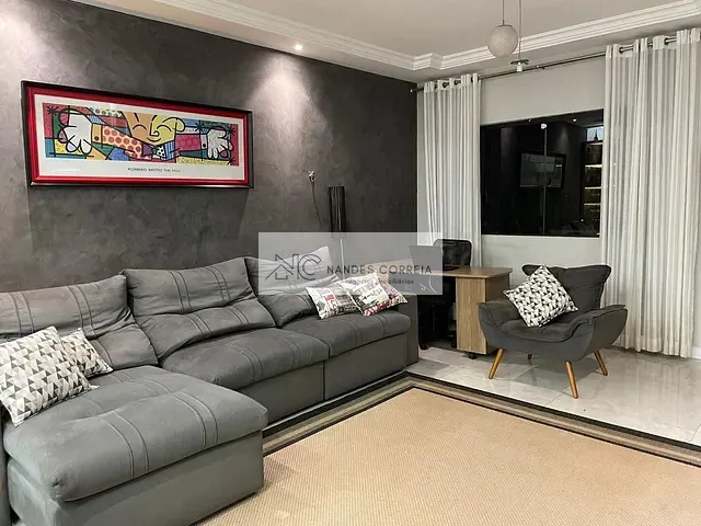 Casa 2 quartos e 3 banheiros, à venda, no bairro Vila Romana em Ibiporã