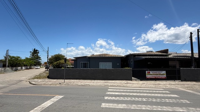 Foto do Casa - Casa para locação com sala comercial, Bairro Centro, Balneário Barra do Sul, SC | North Center