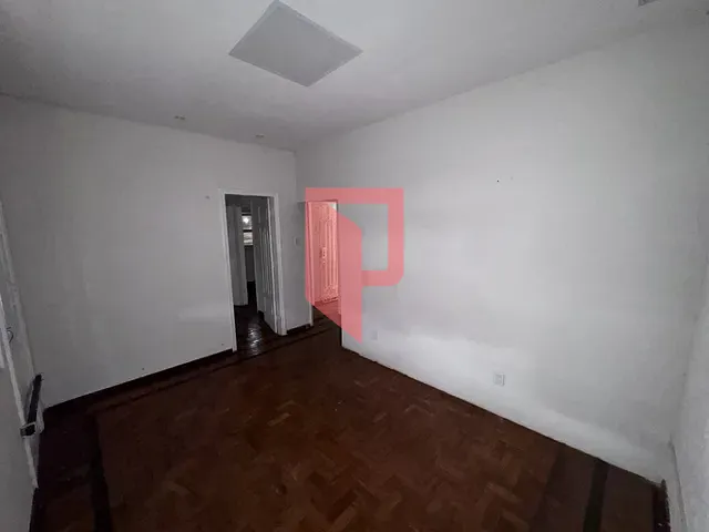 Casa com 166m², para alugar, no bairro Lourdes em Belo Horizonte