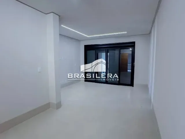 Casa com 300m² 3 quartos e 5 banheiros, à venda, no bairro 03 em Senador Canedo