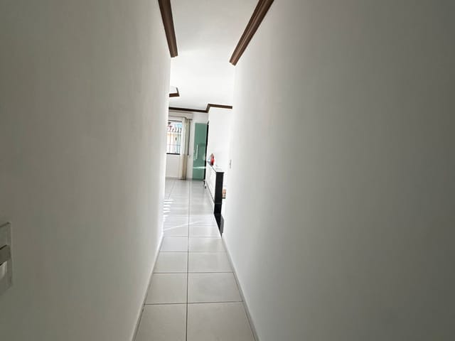 Casa com 360m² 3 quartos e 2 banheiros, à venda ou para alugar, no bairro Extensão do Bosque em Rio das Ostras