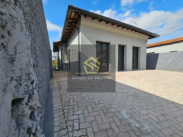Casa com 400m², para alugar, no bairro Centro em Vinhedo