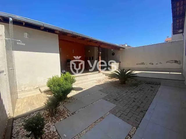 Casa com 360m² 3 quartos e 2 banheiros, à venda, no bairro Veredas da Cidade em Araxá