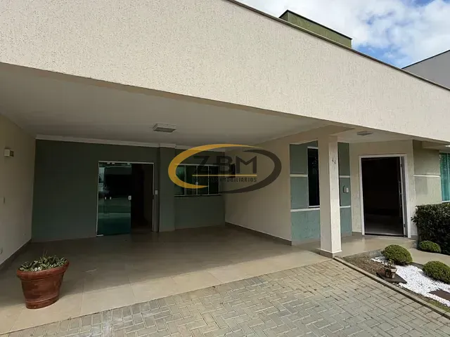 Casa 3 quartos e 3 banheiros, para alugar, no bairro Parque Jamaica em Londrina