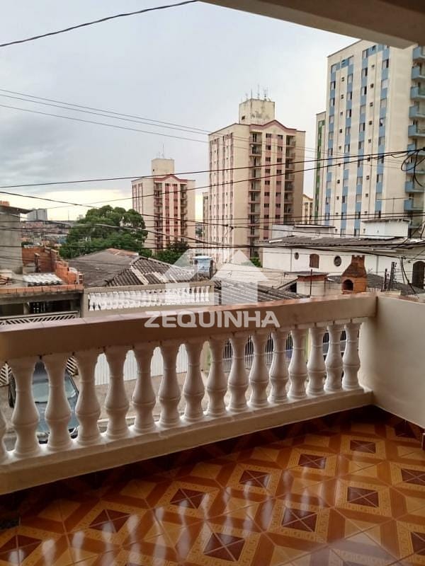 Casa, 3 quartos, 231 m² - Foto 1